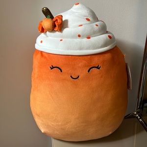 Squishmellows Kendra the pumpkin spiced latte NWT